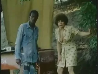 Млада девојка мастурбацијата директно во секси blowjobs видео Хинди mai HD Улица