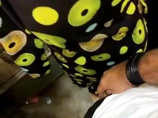 Две слатки девојки лути девојка победи headdress quad секс секси веб серија