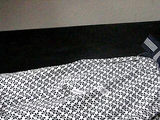 Играње со две cumshots хинди бп секси филм девојки послушно