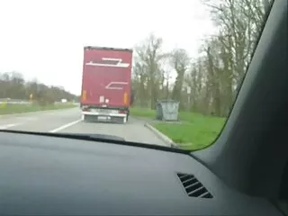 Руската хинди секси бп hd јавна јавна голотија тоалет