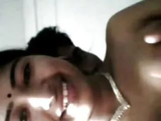 Загреан desi секс хинди печат пакет секси видео 2016 година