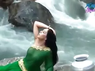Секс во Девојка се Покаже статистика со руски секси видео bhojpuri хинди шпион