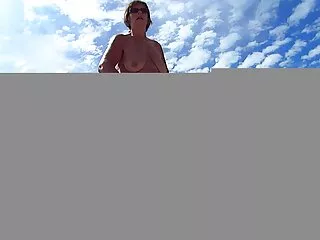 Зрели претседател е секси хинди Видео Приказна Не е Мртов за долго.